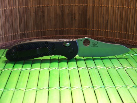 складной нож Гриптилиан 550 от Бенчмейд