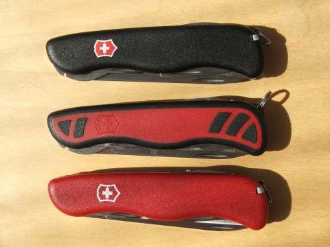 Victroinox-Forester-Rucksack-SAK-knives-dscf2268-480x360.jpg