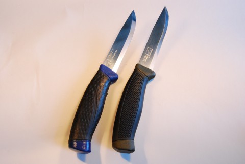 два ножа